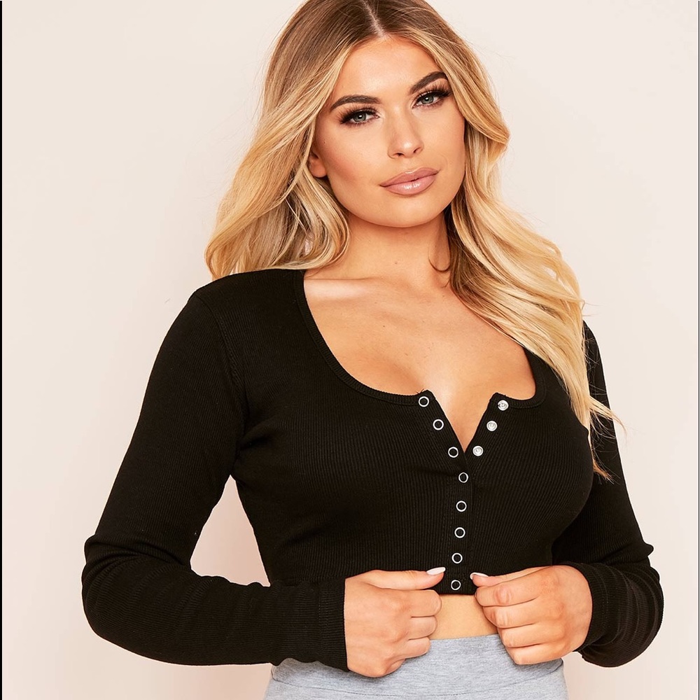 Iven Black Button Up Ribbed Crop top